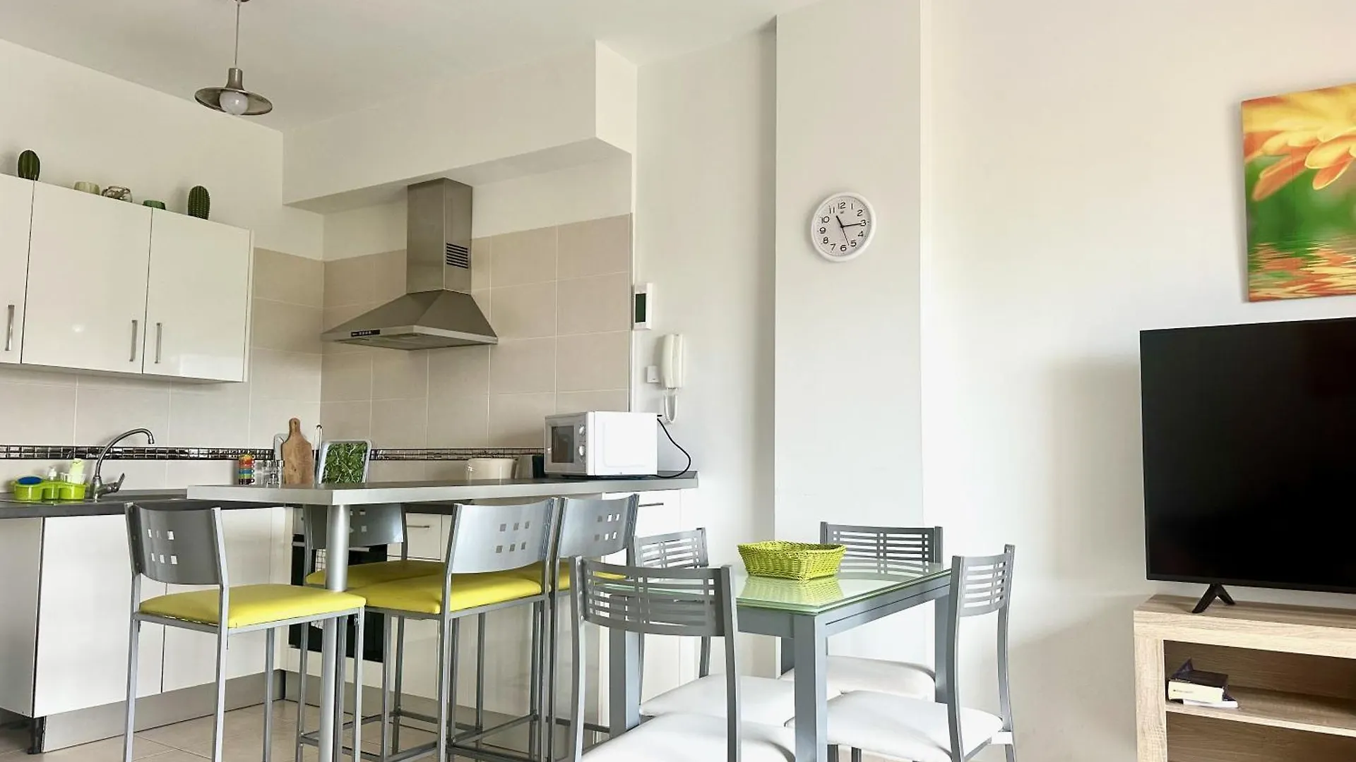 Pambnb - Cozy Seaview Apartment With Gym & Kids Park Bajamar