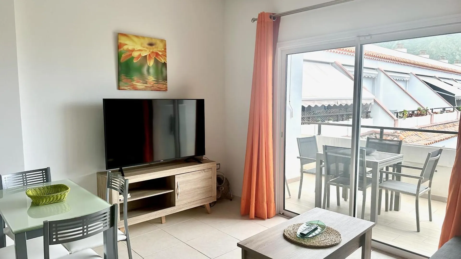 Pambnb - Cozy Seaview Apartment With Gym & Kids Park Bajamar