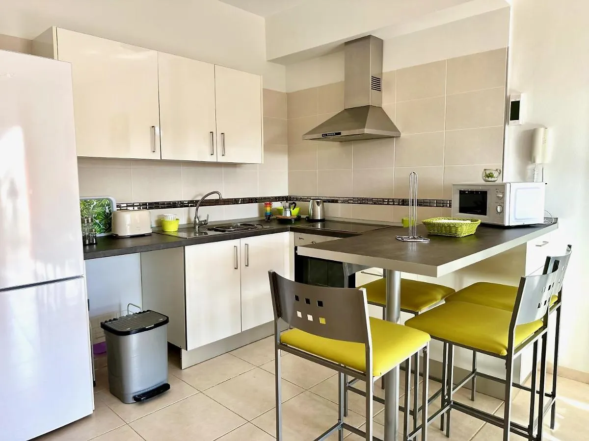 Pambnb - Cozy Seaview Apartment With Gym & Kids Park Bajamar
