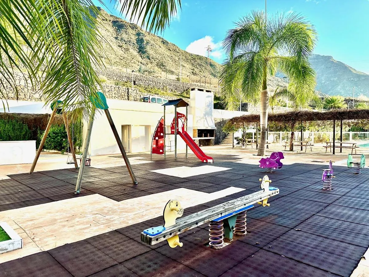 Pambnb - Cozy Seaview Apartment With Gym & Kids Park Bajamar  0*, Bajamar (La Laguna)