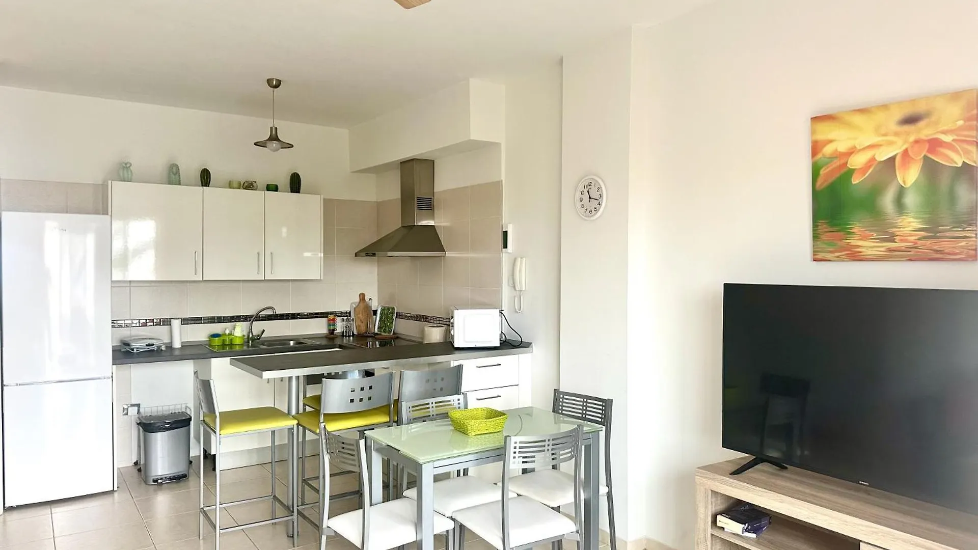 Pambnb - Cozy Seaview Apartment With Gym & Kids Park Bajamar  0*, Bajamar (La Laguna)